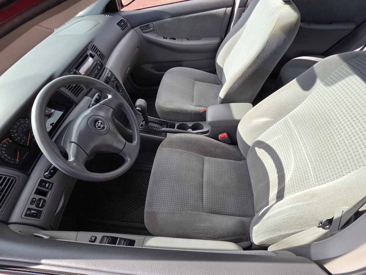 Used 2006 Toyota Corolla CE image 8