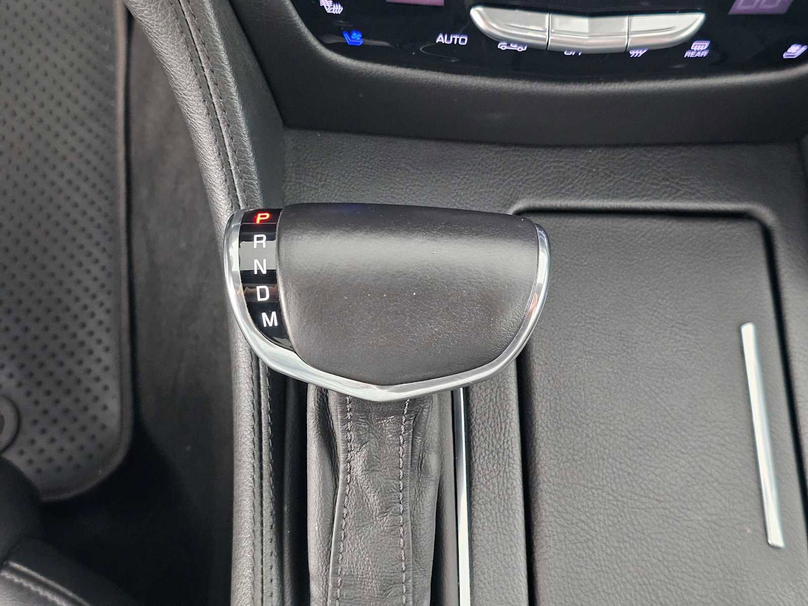 Used 2018 Cadillac CT6 Luxury image 30
