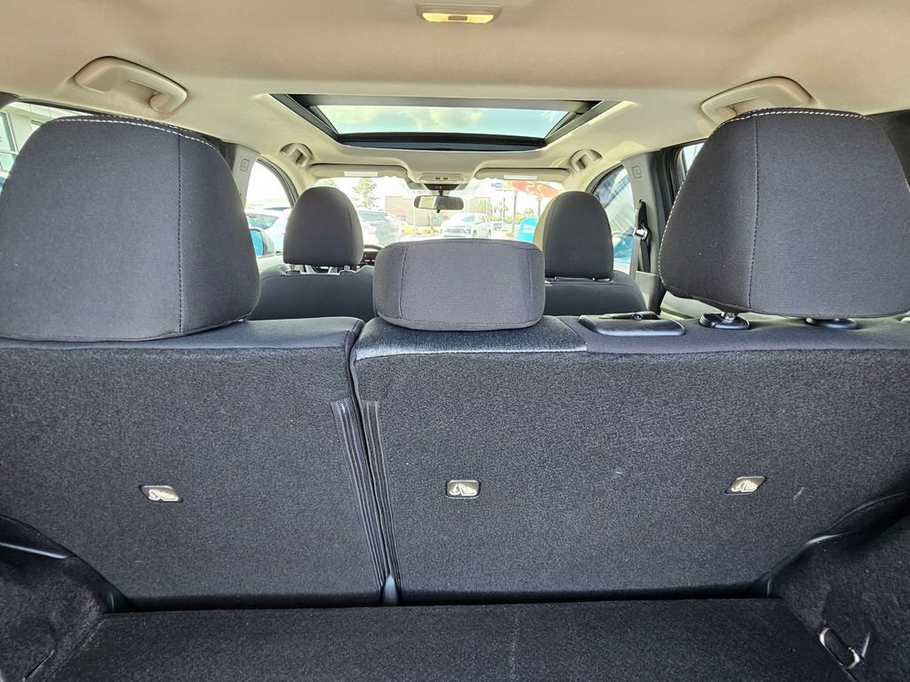 Certified 2025 Nissan Kicks SV w/ SV Premium Package AWD/4WD image 13