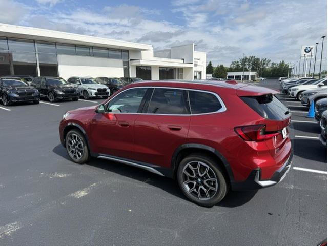 Used 2026 BMW X1 xDrive28i w/ Technology Package AWD/4WD image 2