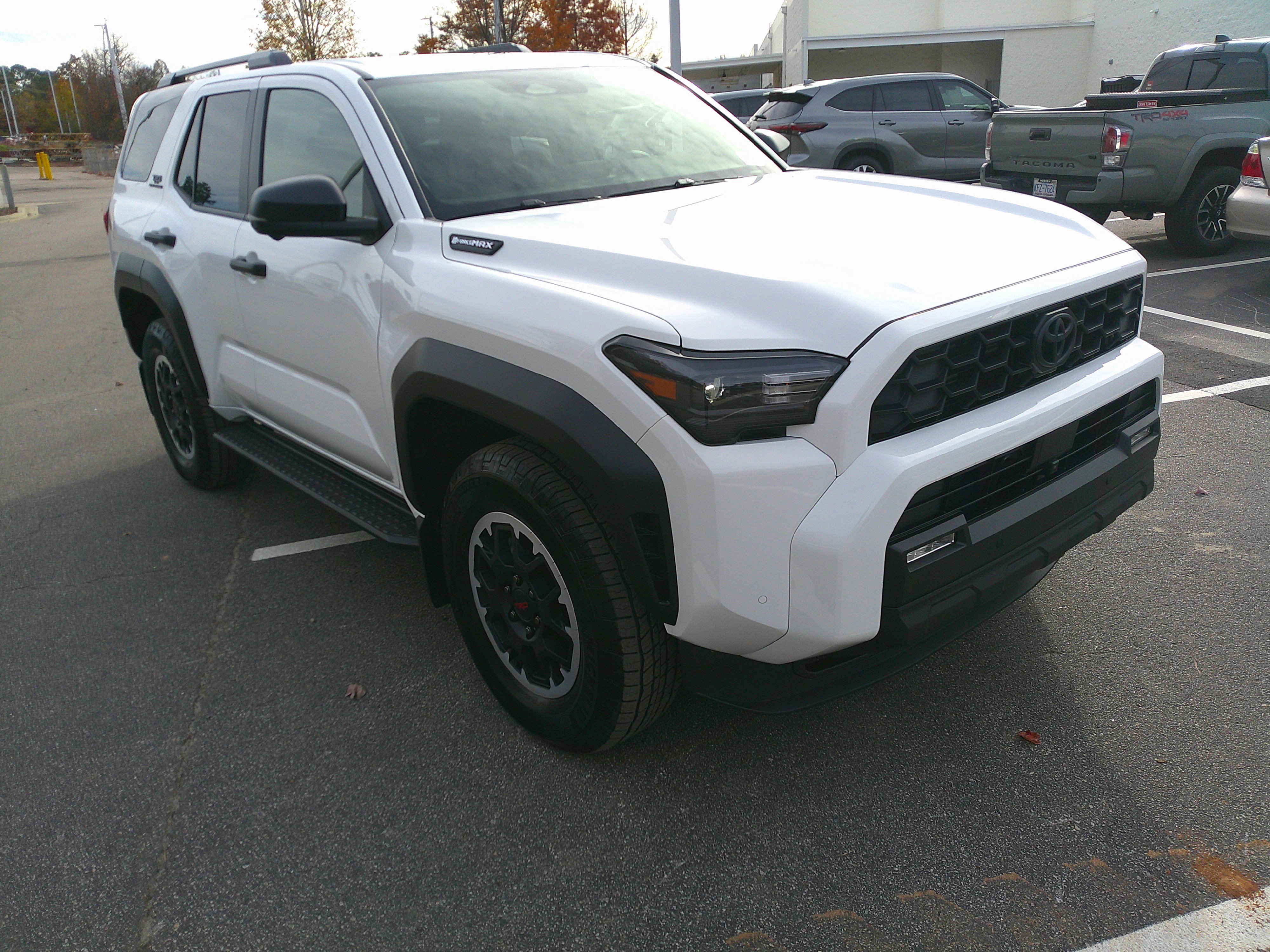 Used 2025 Toyota 4Runner TRD Off-Road Premium image 2