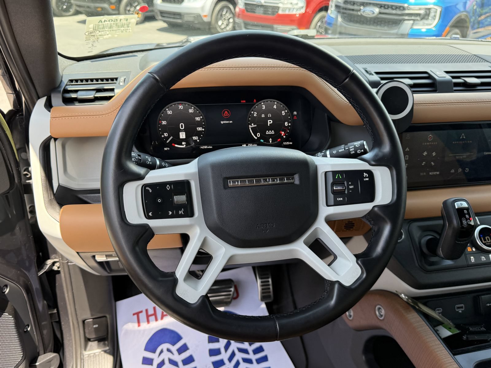 Used 2023 Land Rover Defender 90 X-Dynamic SE AWD/4WD image 18