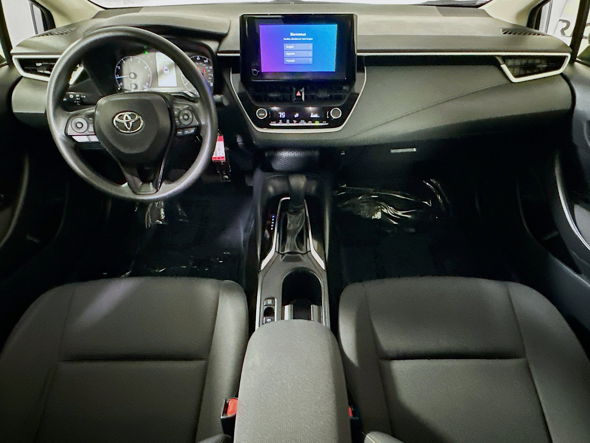 Used 2023 Toyota Corolla LE image 26