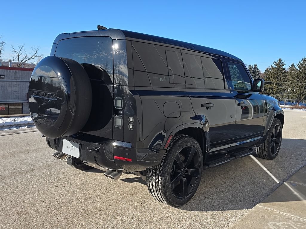 New 2026 Land Rover Defender 110 V8 AWD/4WD image 5
