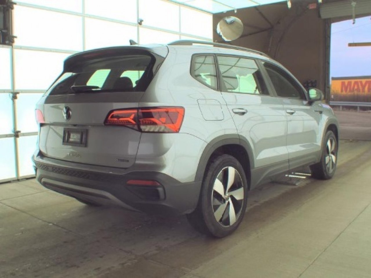 Used 2024 Volkswagen Taos S image 5