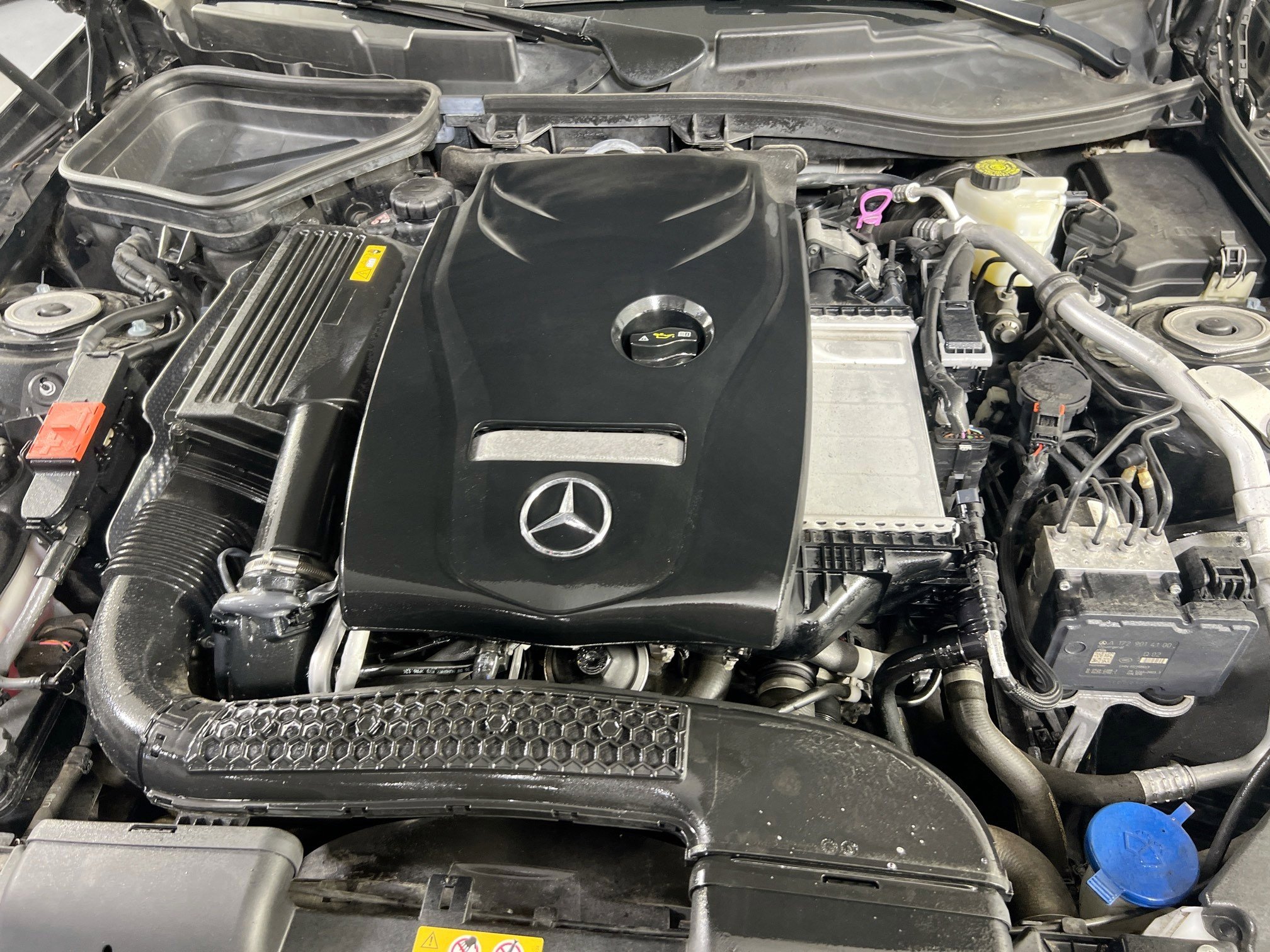 Used 2020 Mercedes-Benz SLC 300 image 27