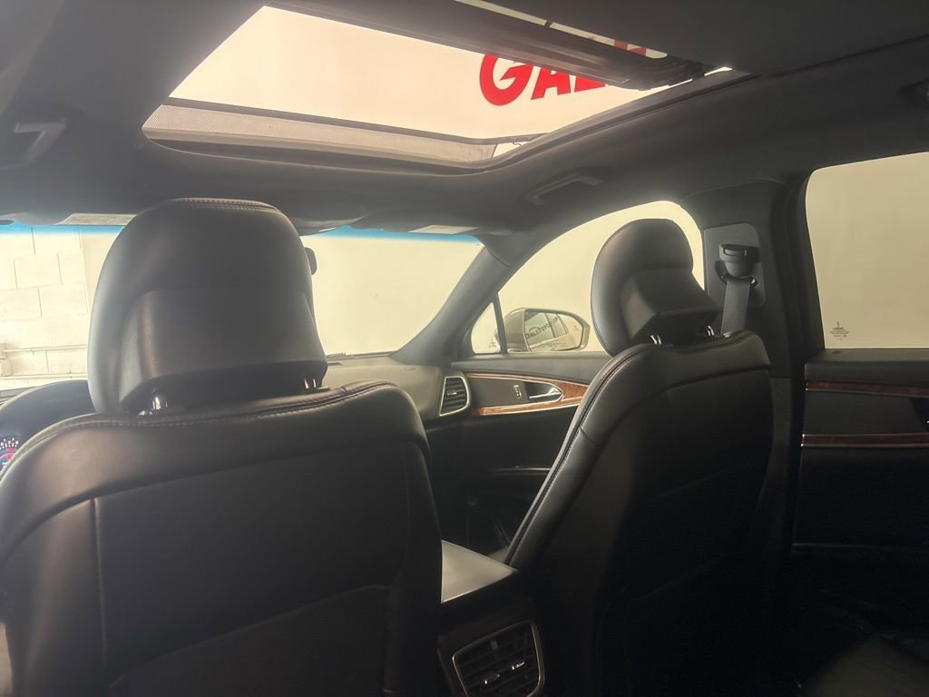 Used 2016 Lincoln MKX Reserve image 16