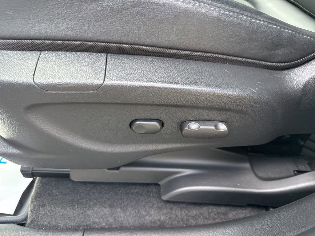 Used 2022 Buick Encore Preferred w/ Safety Package II image 21