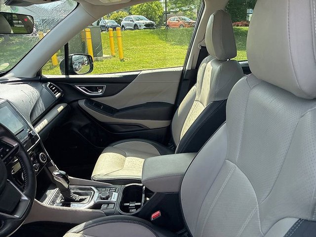 Used 2023 Subaru Forester Limited AWD/4WD image 29