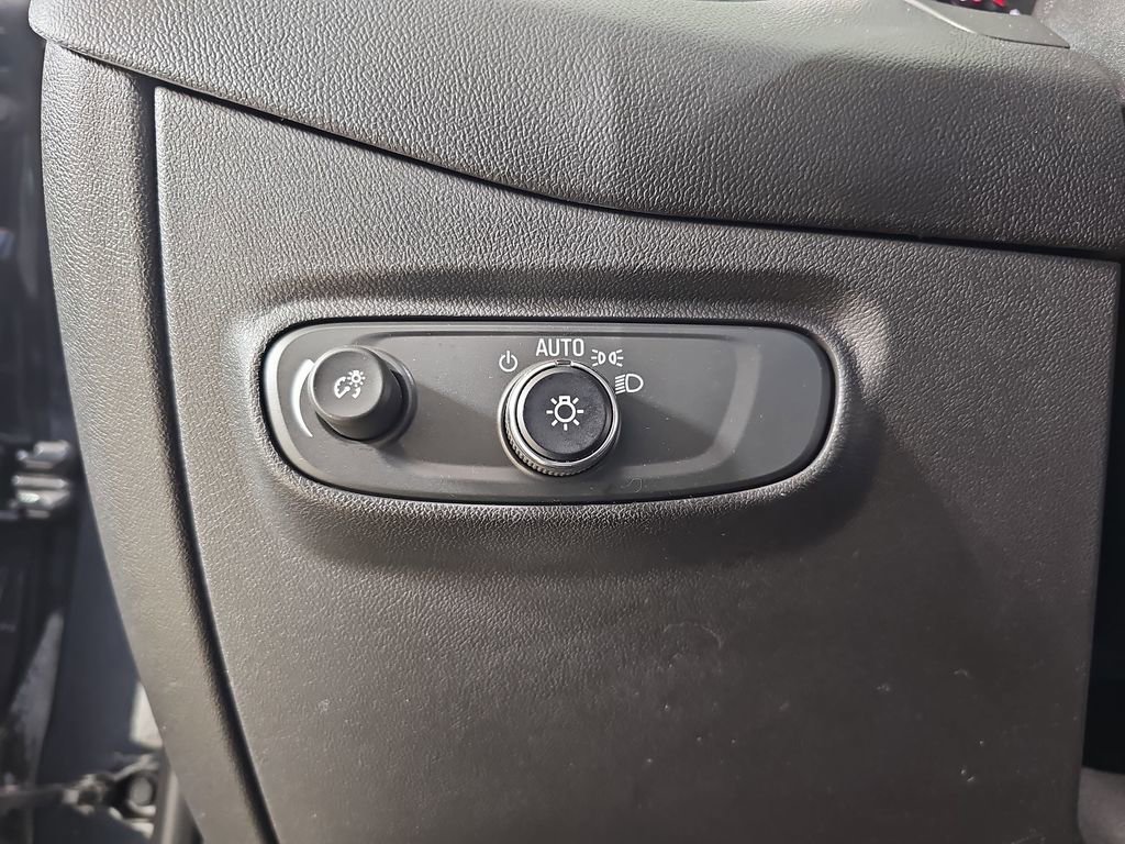 Certified 2023 Chevrolet Equinox LT image 31