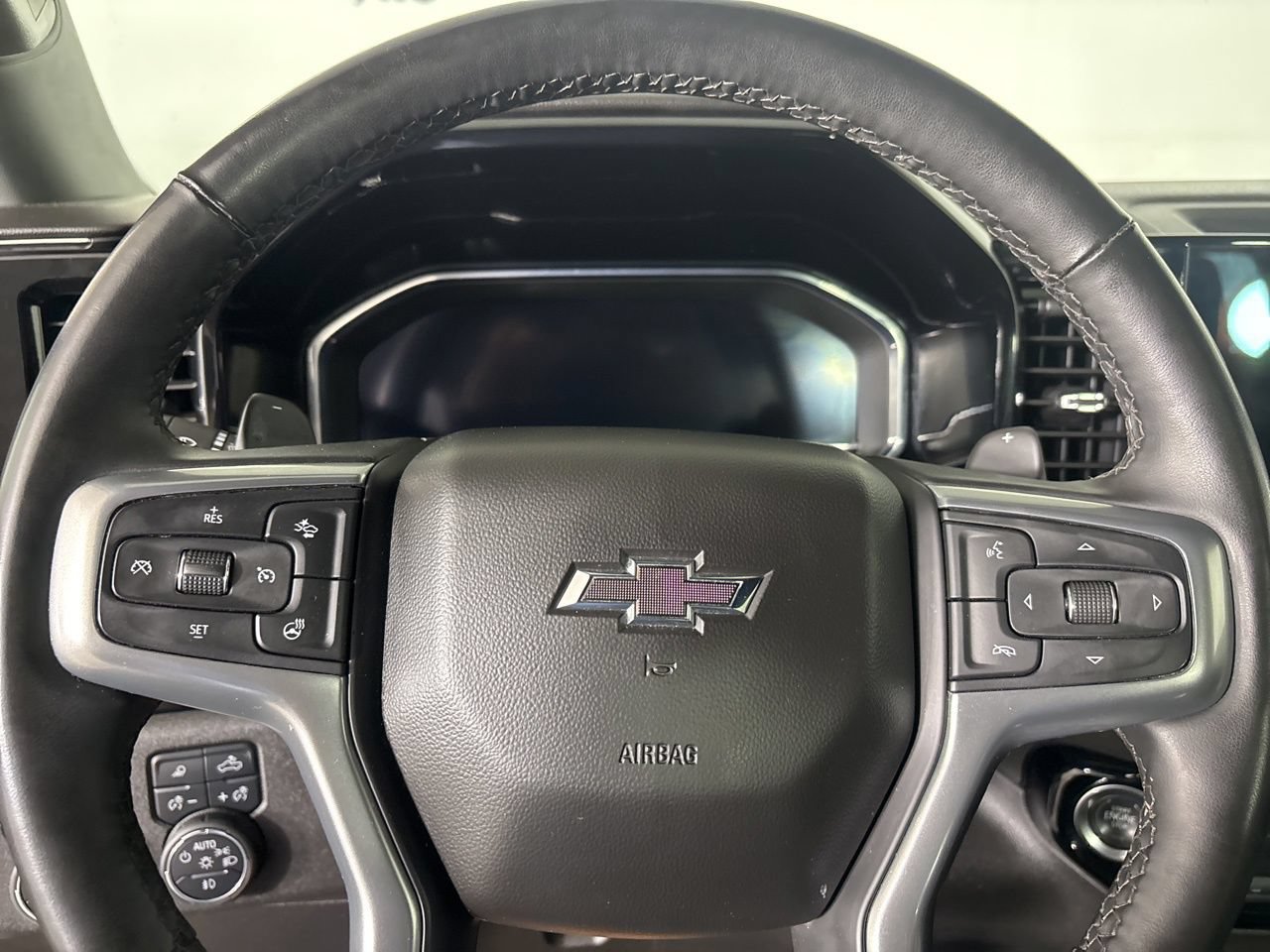 Used 2024 Chevrolet Silverado 1500 RST w/ All Star Edition Plus AWD/4WD image 12