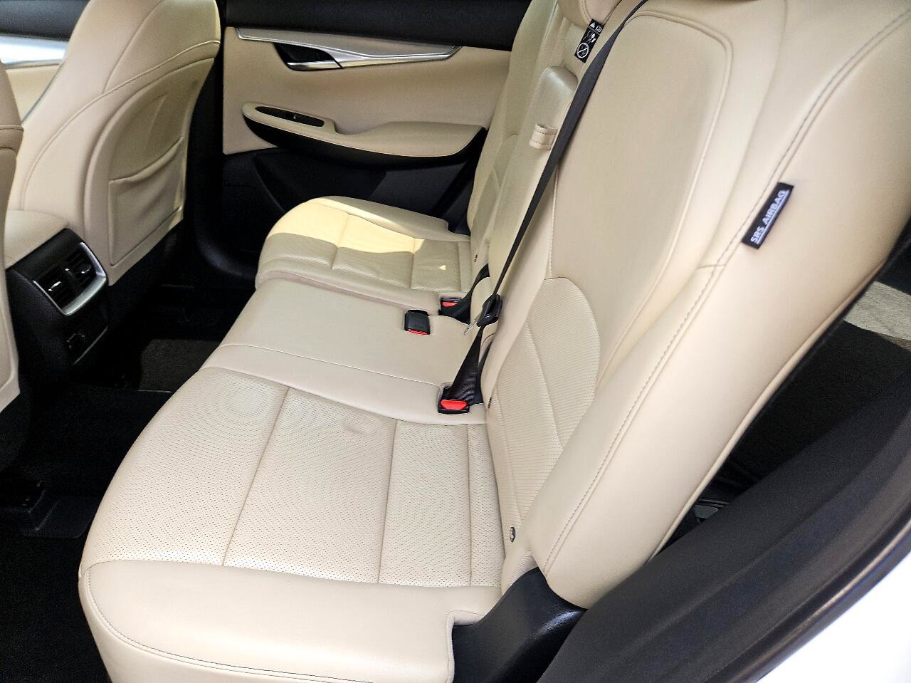 Used 2021 INFINITI QX50 Essential w/ Convenience Package image 24