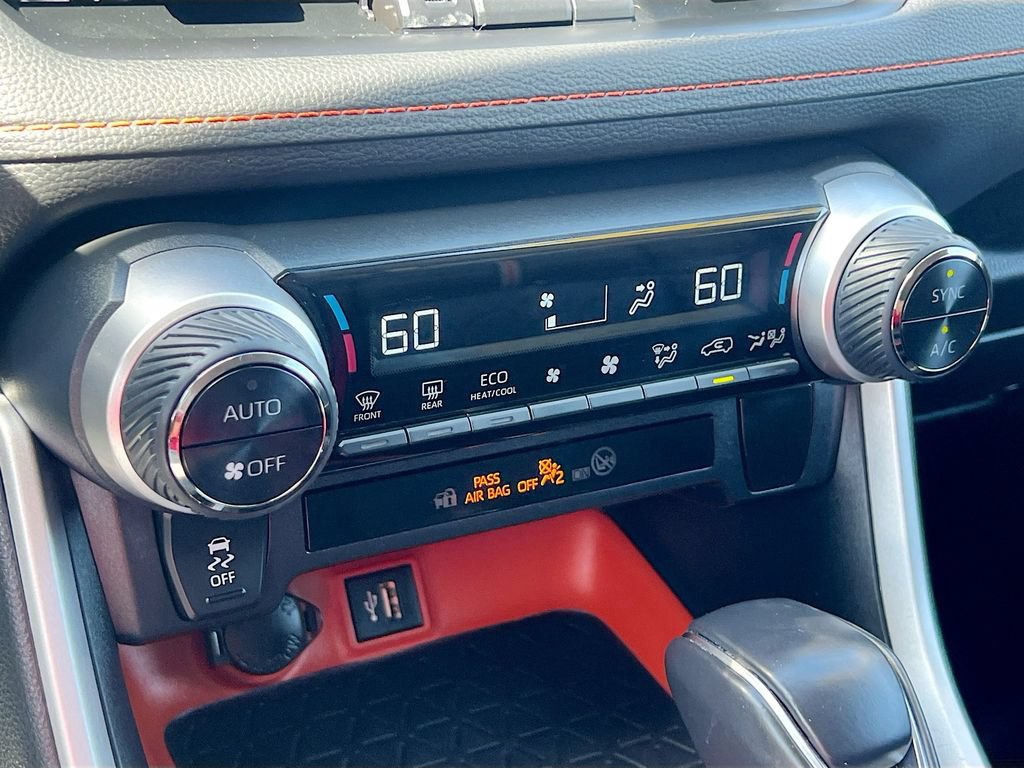 Used 2024 Toyota RAV4 Adventure AWD/4WD image 19