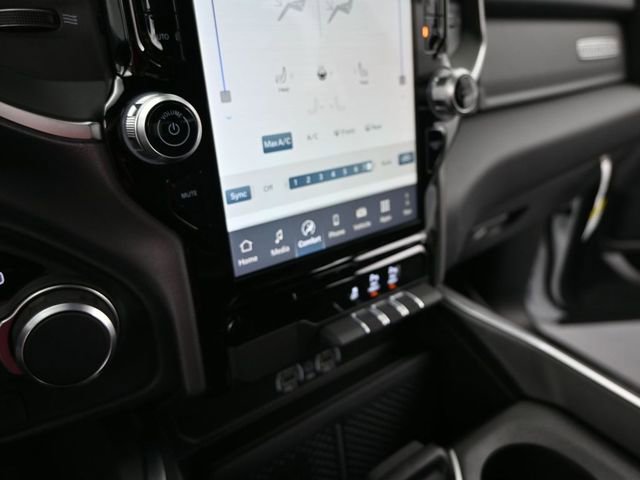 New 2026 RAM 1500 4x4 Crew Cab image 16