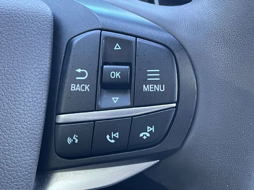 Used 2020 Ford Explorer Platinum w/ Premium Technology Package AWD/4WD image 22