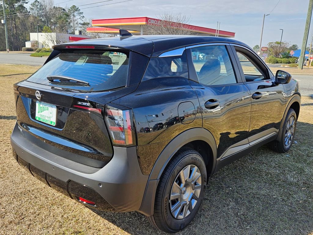 New 2026 Nissan Kicks S image 7