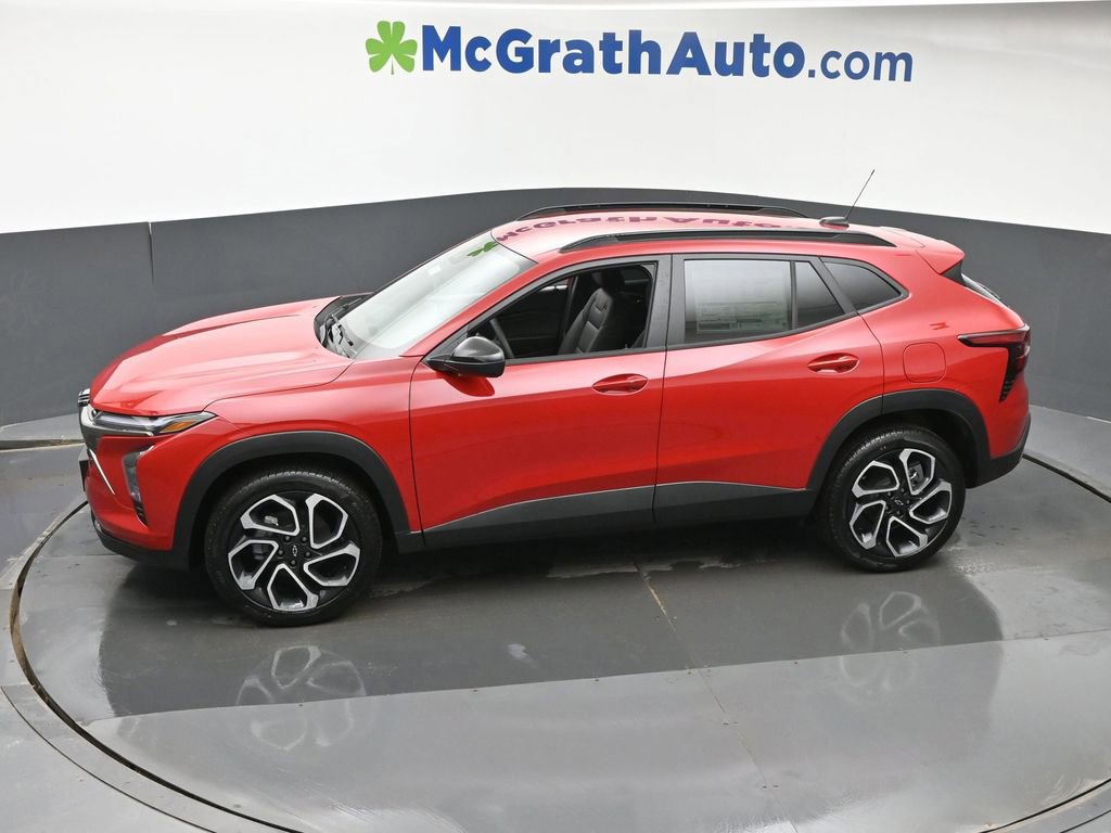 New 2026 Chevrolet Trax RS w/ Driver Confidence Package image 18