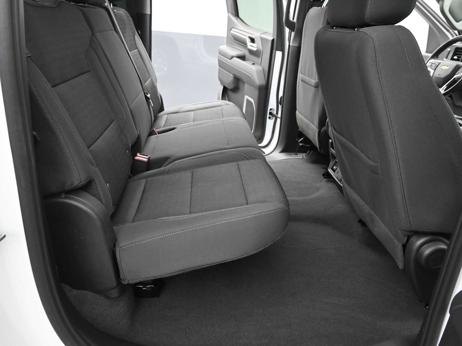 Used 2022 Chevrolet Silverado 1500 LT image 25