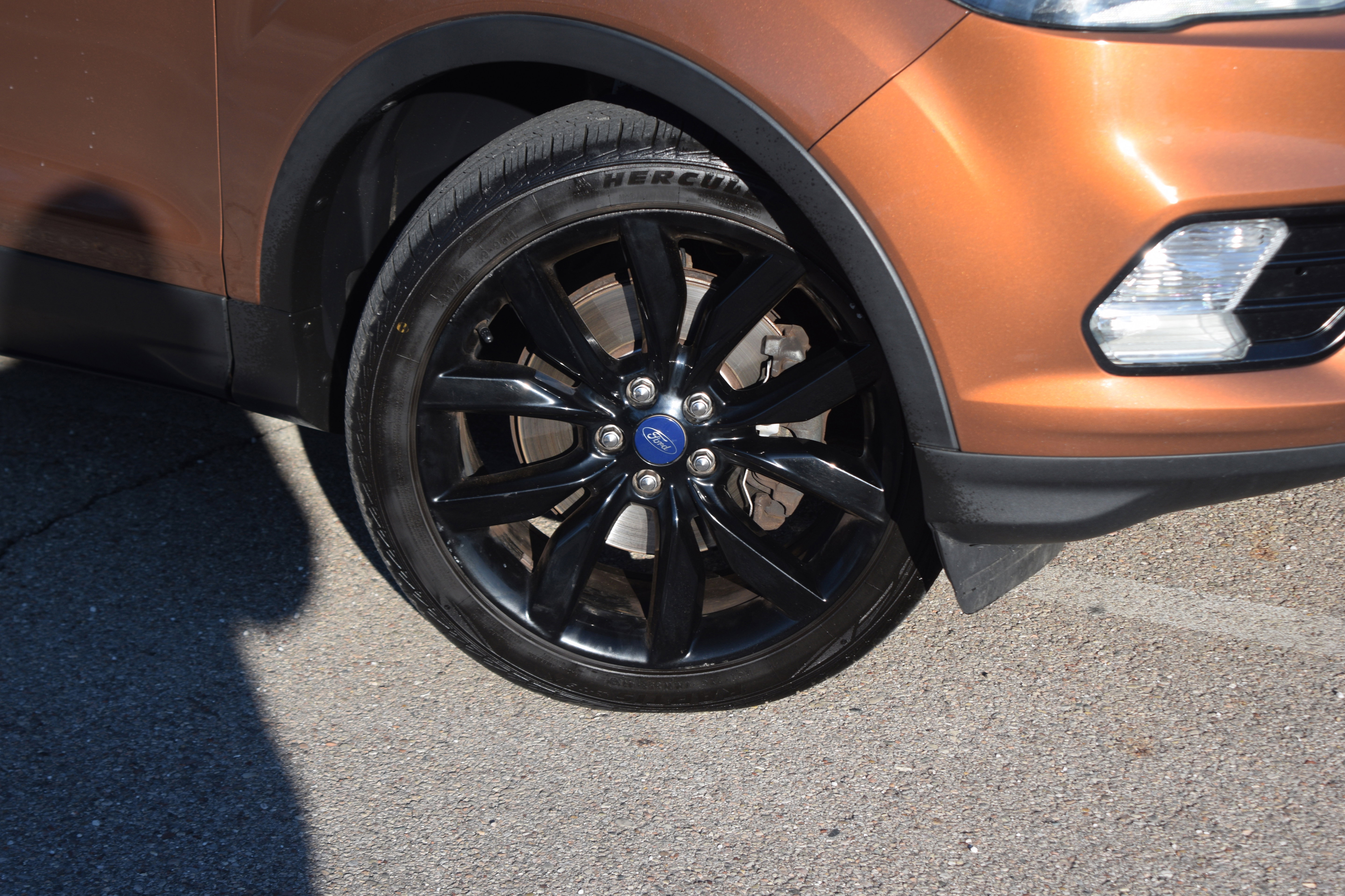 Used 2017 Ford Escape Titanium image 29