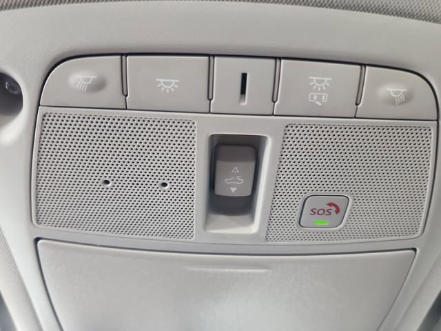 Used 2024 Nissan Armada Platinum w/ Cargo Package image 32