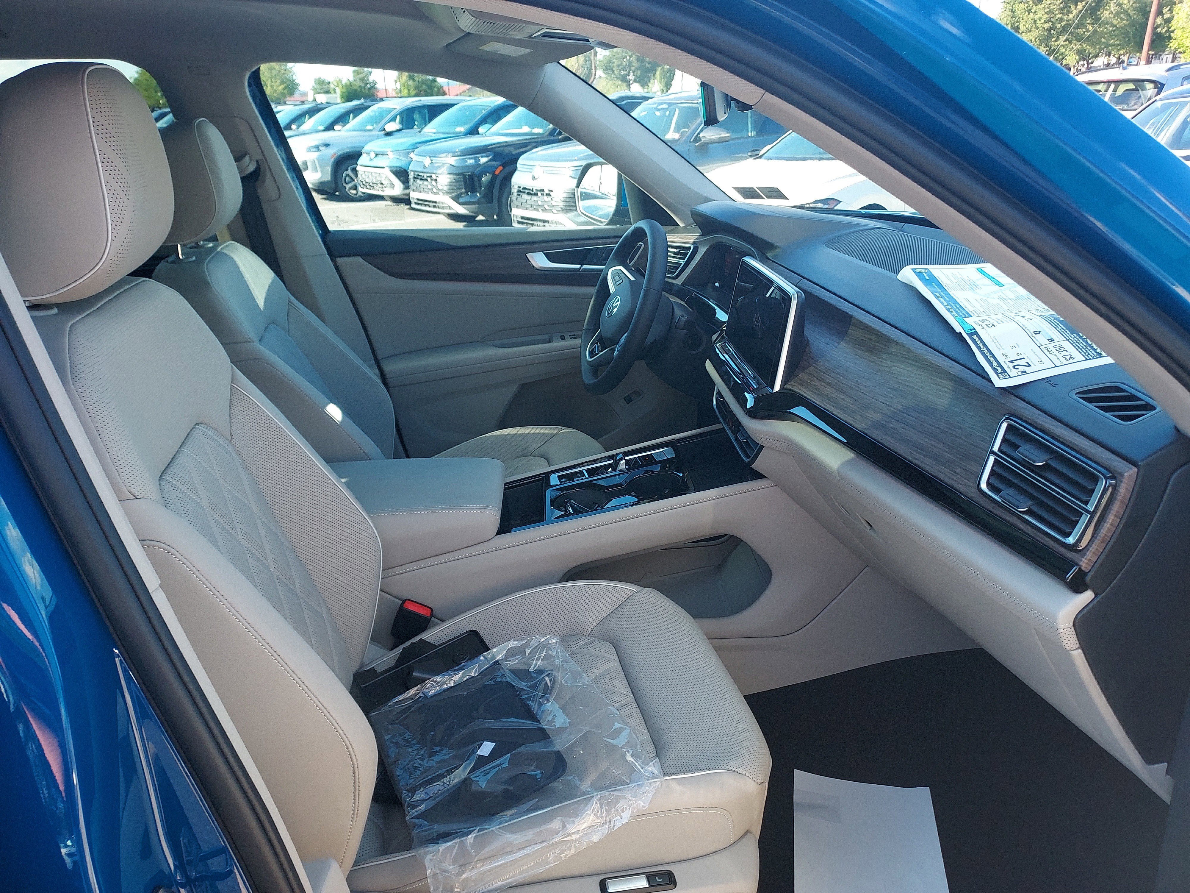 New 2026 Volkswagen Atlas SEL Premium R-Line image 26