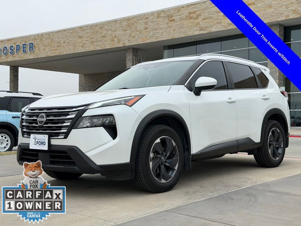 Used 2024 Nissan Rogue SV w/ SV Premium Package image 10