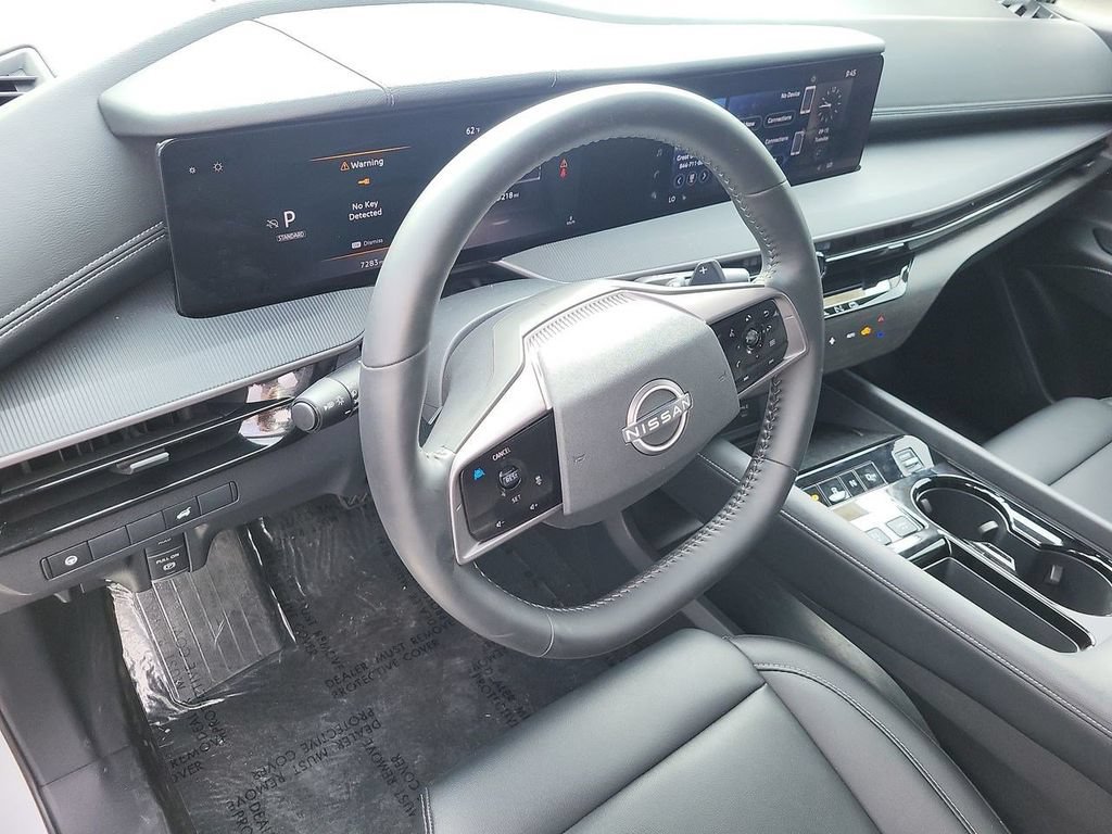 Used 2025 Nissan Murano SV AWD/4WD image 16