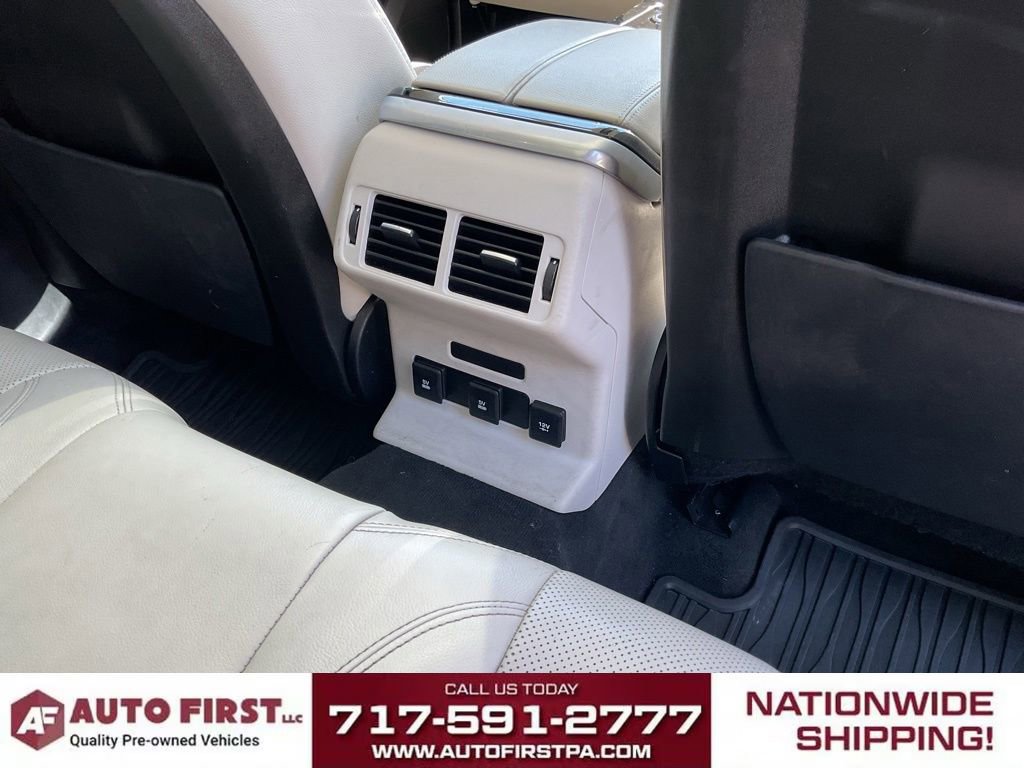 Used 2019 Land Rover Range Rover Velar S AWD/4WD image 14