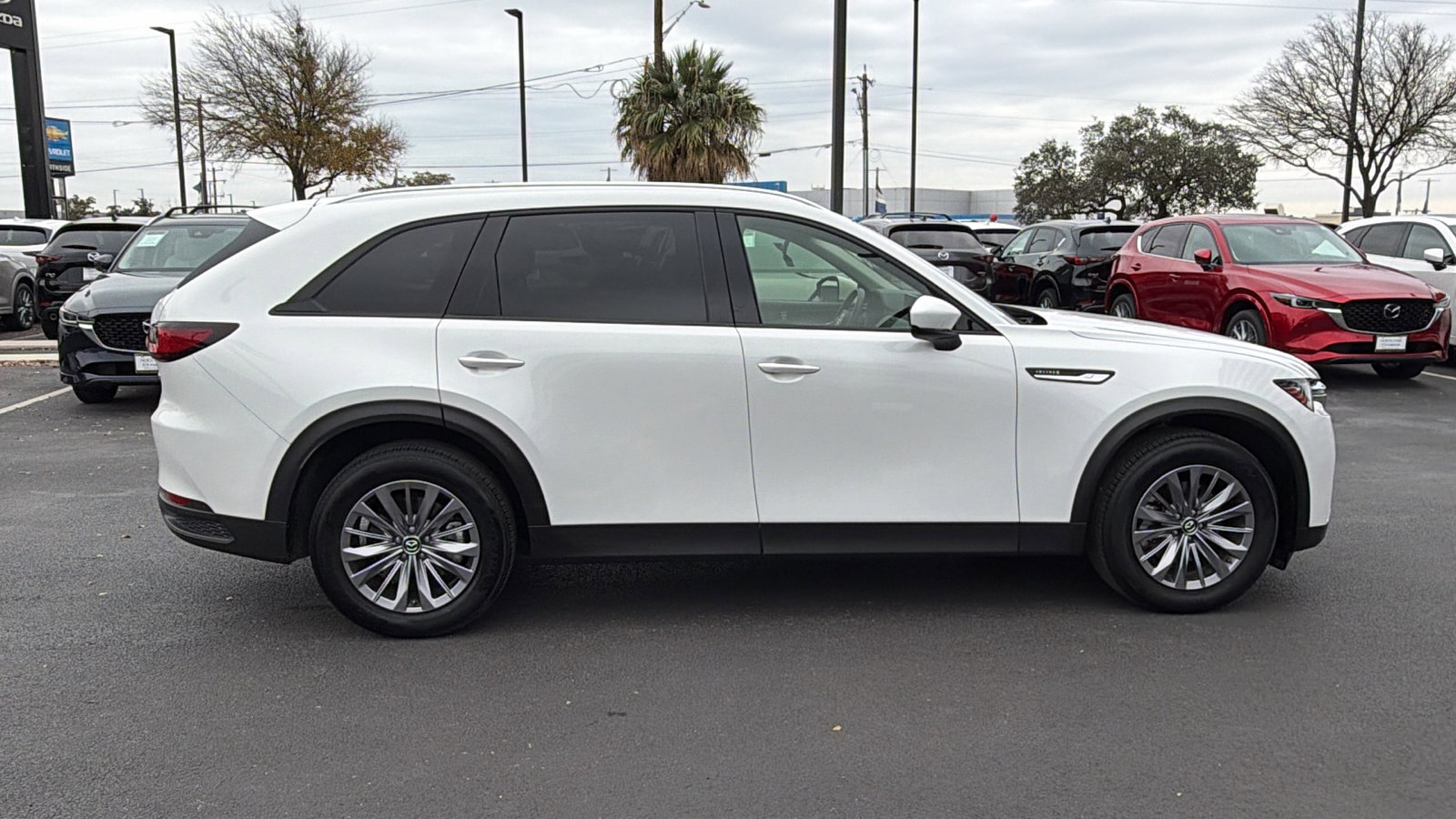 Used 2025 MAZDA CX-90 3.3 Turbo w/ Preferred Package image 9