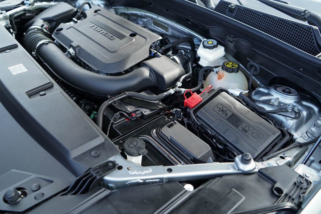 Used 2023 Buick Envision Essence FWD image 39