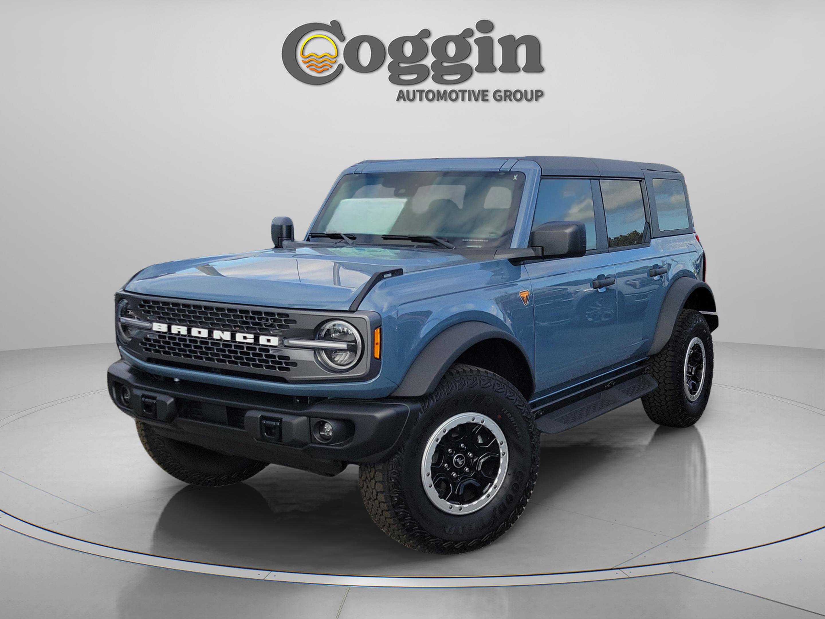 New 2025 Ford Bronco Badlands w/ Sasquatch Package