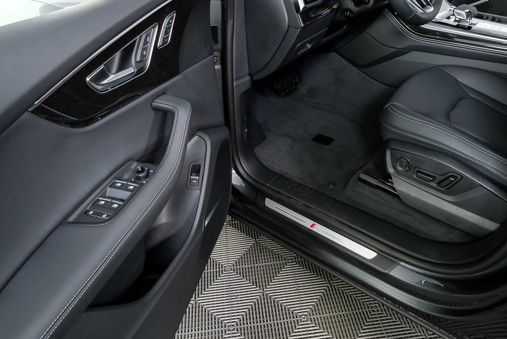 New 2026 Audi Q8 Premium Plus AWD/4WD image 8