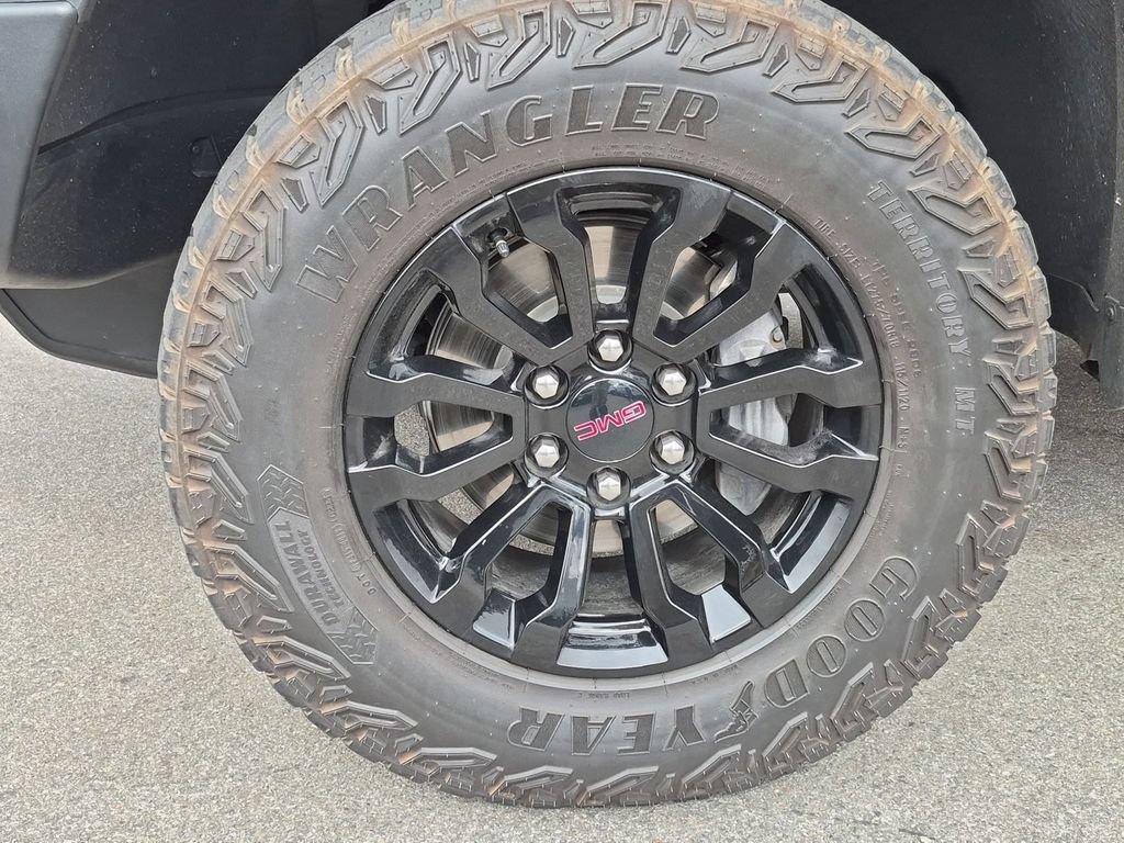 Used 2023 GMC Sierra 1500 AT4X AWD/4WD image 26