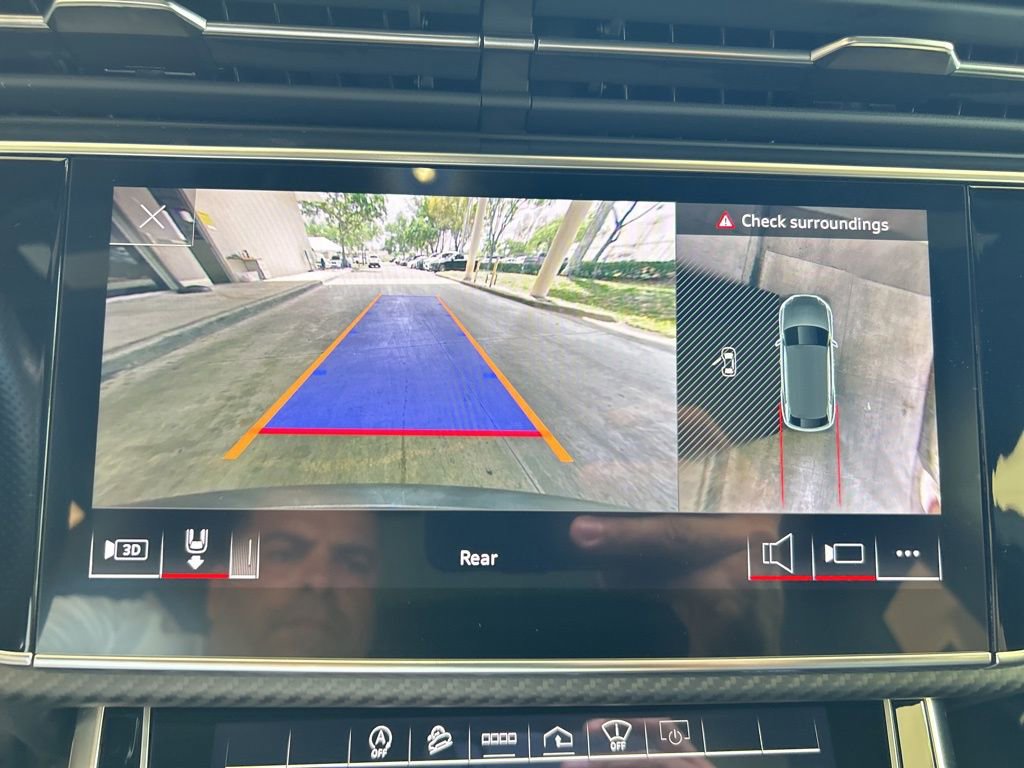 Used 2022 Audi RS Q8 AWD/4WD image 15