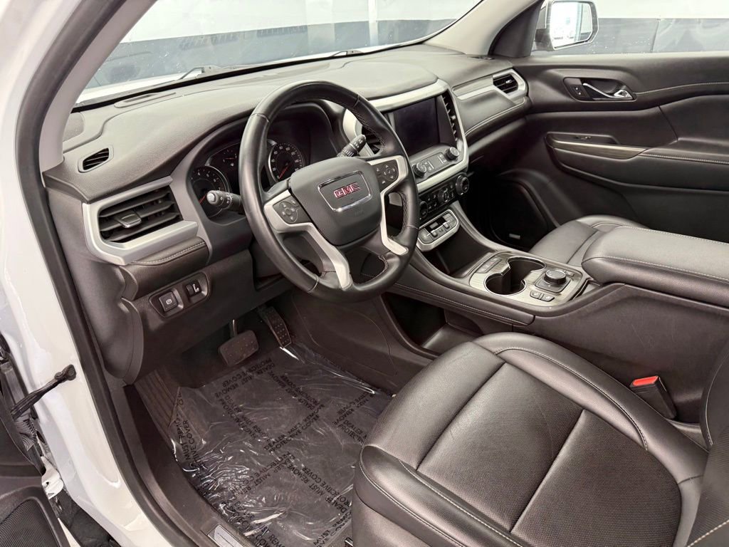 Used 2023 GMC Acadia SLT image 52