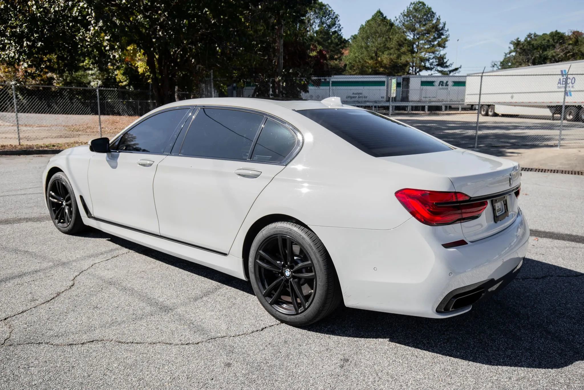 Used 2018 BMW 750i RWD image 14