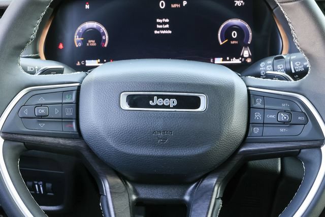 Used 2024 Jeep Grand Cherokee L Limited w/ Trailer Tow Package AWD/4WD image 9