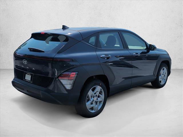 New 2027 Hyundai Kona SE FWD image 5