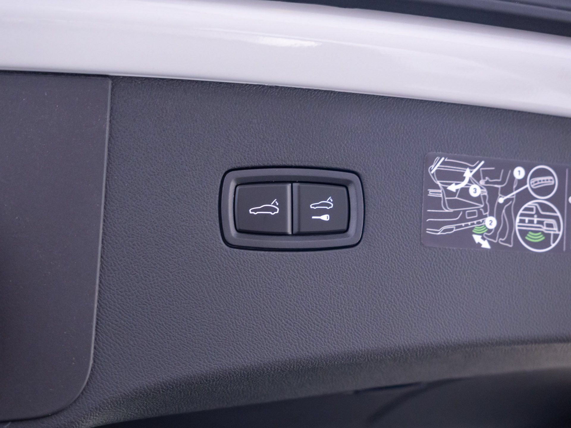New 2026 Porsche Cayenne Coupe AWD/4WD image 31