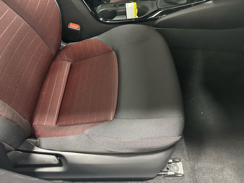 Used 2025 Toyota Corolla SE w/ SE Premium Package image 59