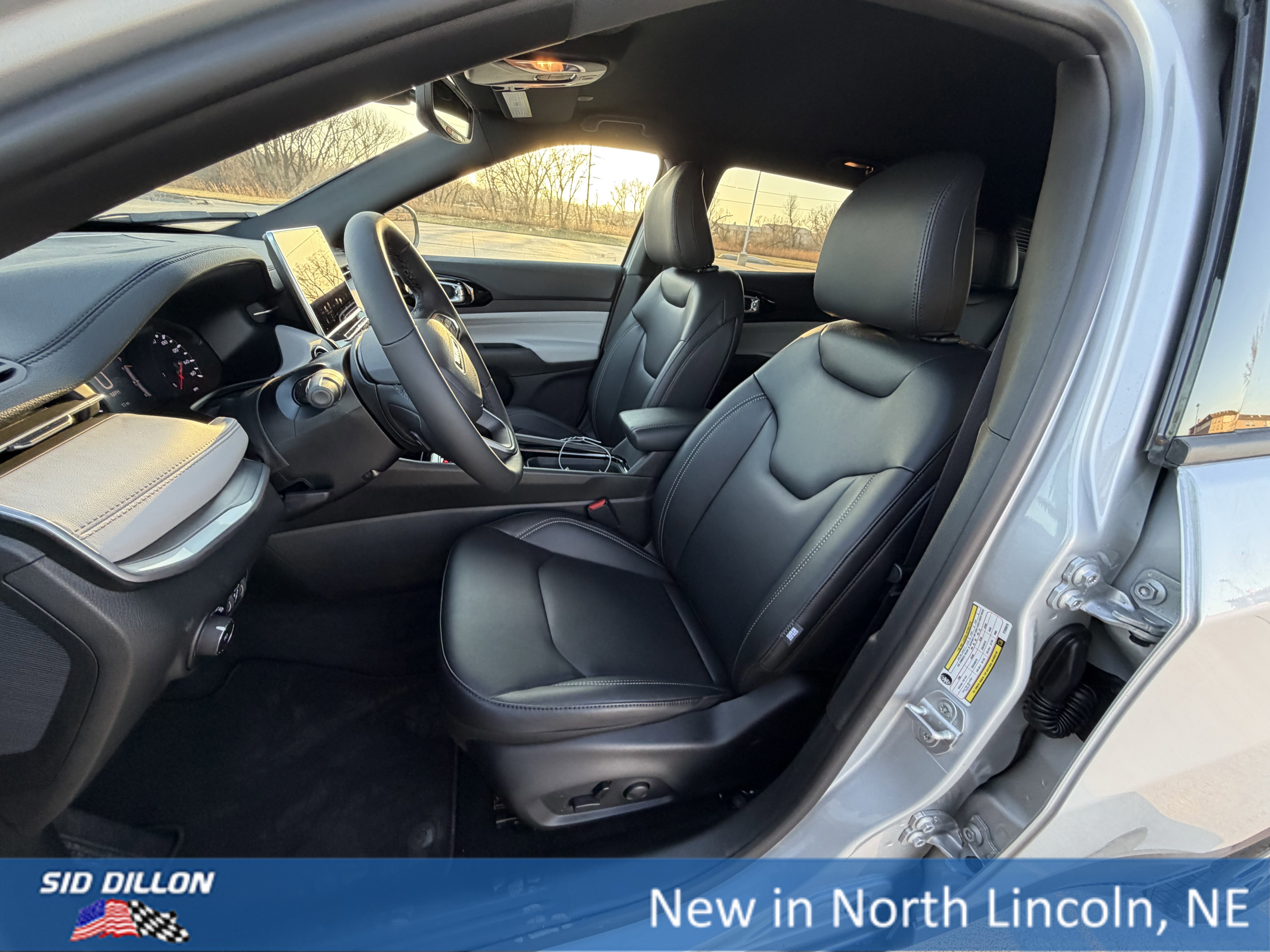 New 2026 Jeep Compass Limited image 15