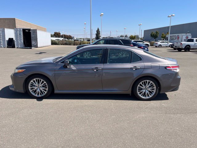 Used 2018 Toyota Camry XLE w/ Audio Package FWD image 4