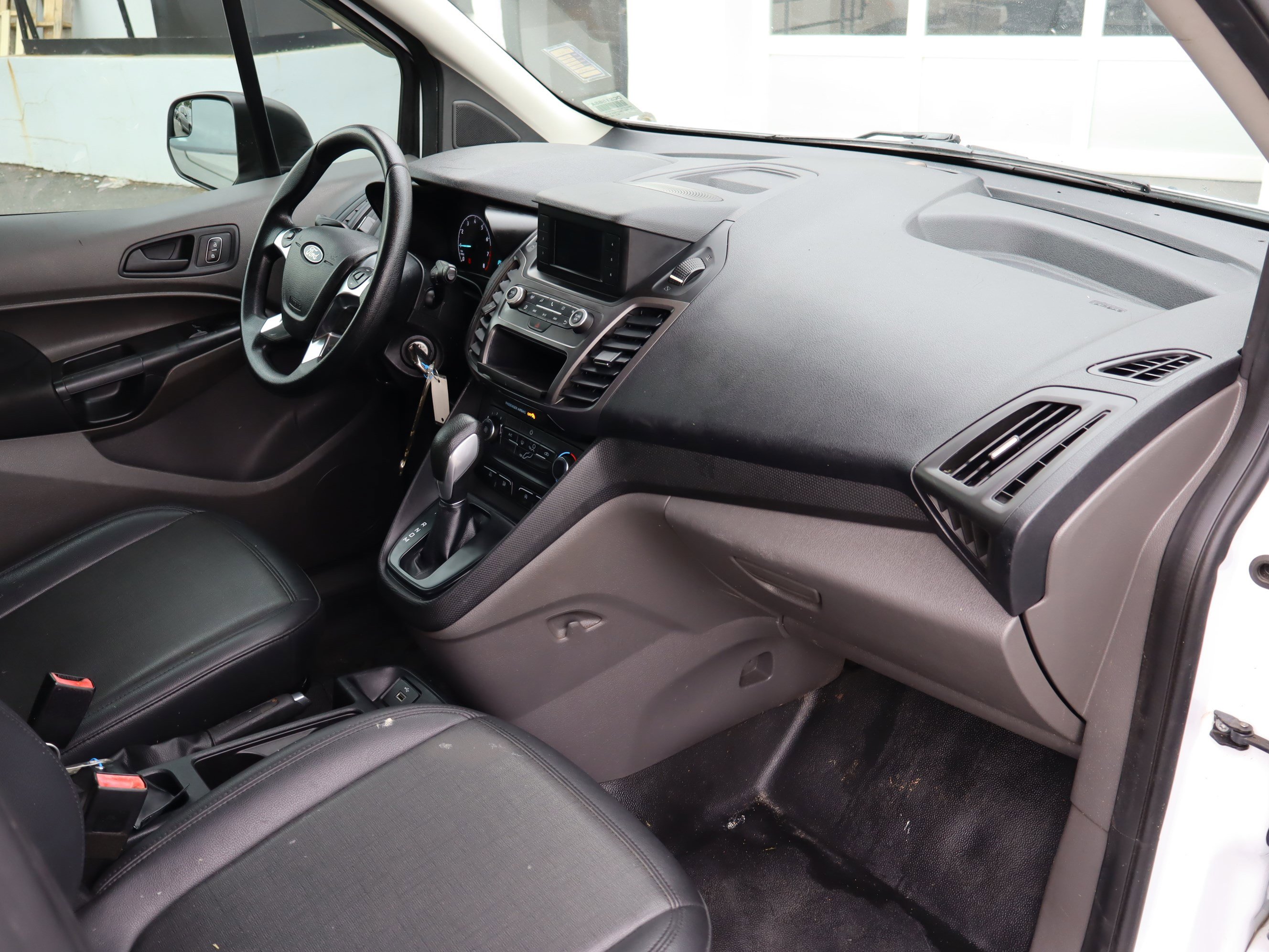 Used 2019 Ford Transit Connect XL FWD image 34
