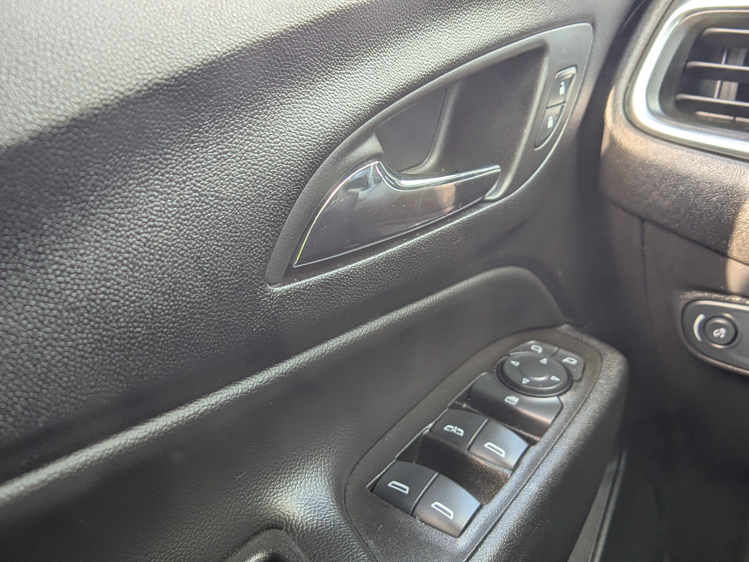 Used 2024 Chevrolet Equinox LT AWD/4WD image 27