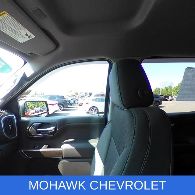 Used 2021 Chevrolet Silverado 1500 LT AWD/4WD image 37