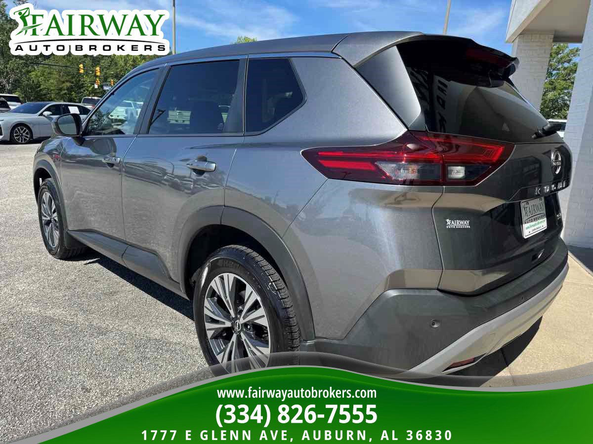 Used 2023 Nissan Rogue SV FWD image 8