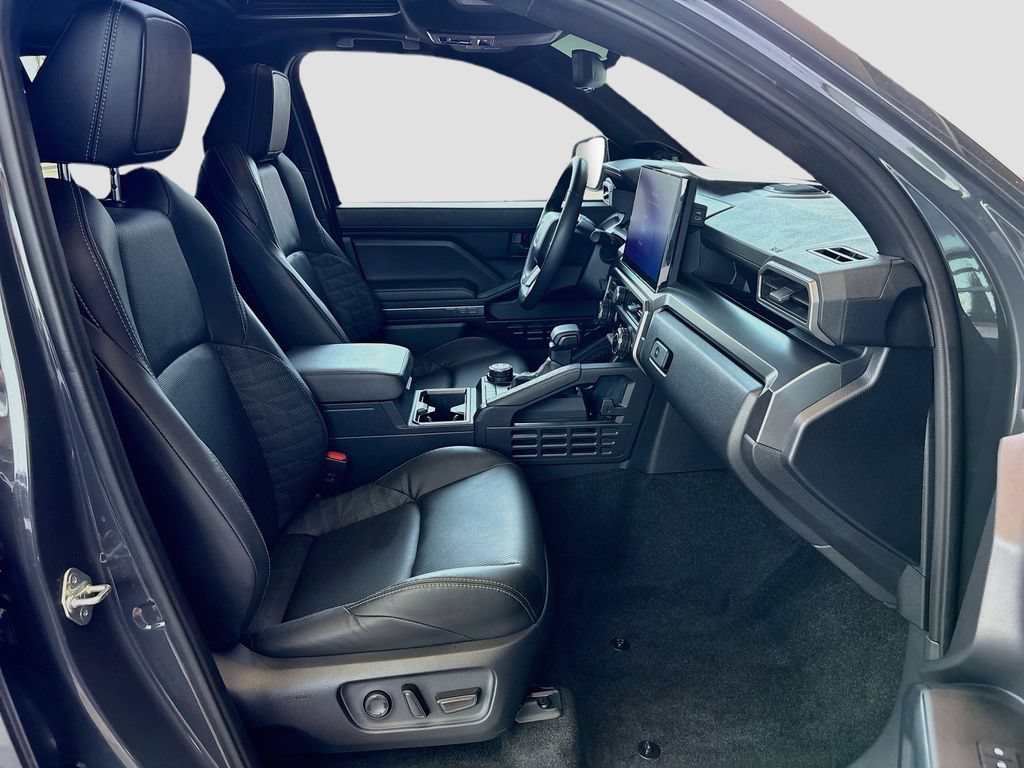 Certified 2025 Toyota 4Runner TRD Off-Road Premium w/ Tow Technology Package AWD/4WD image 20