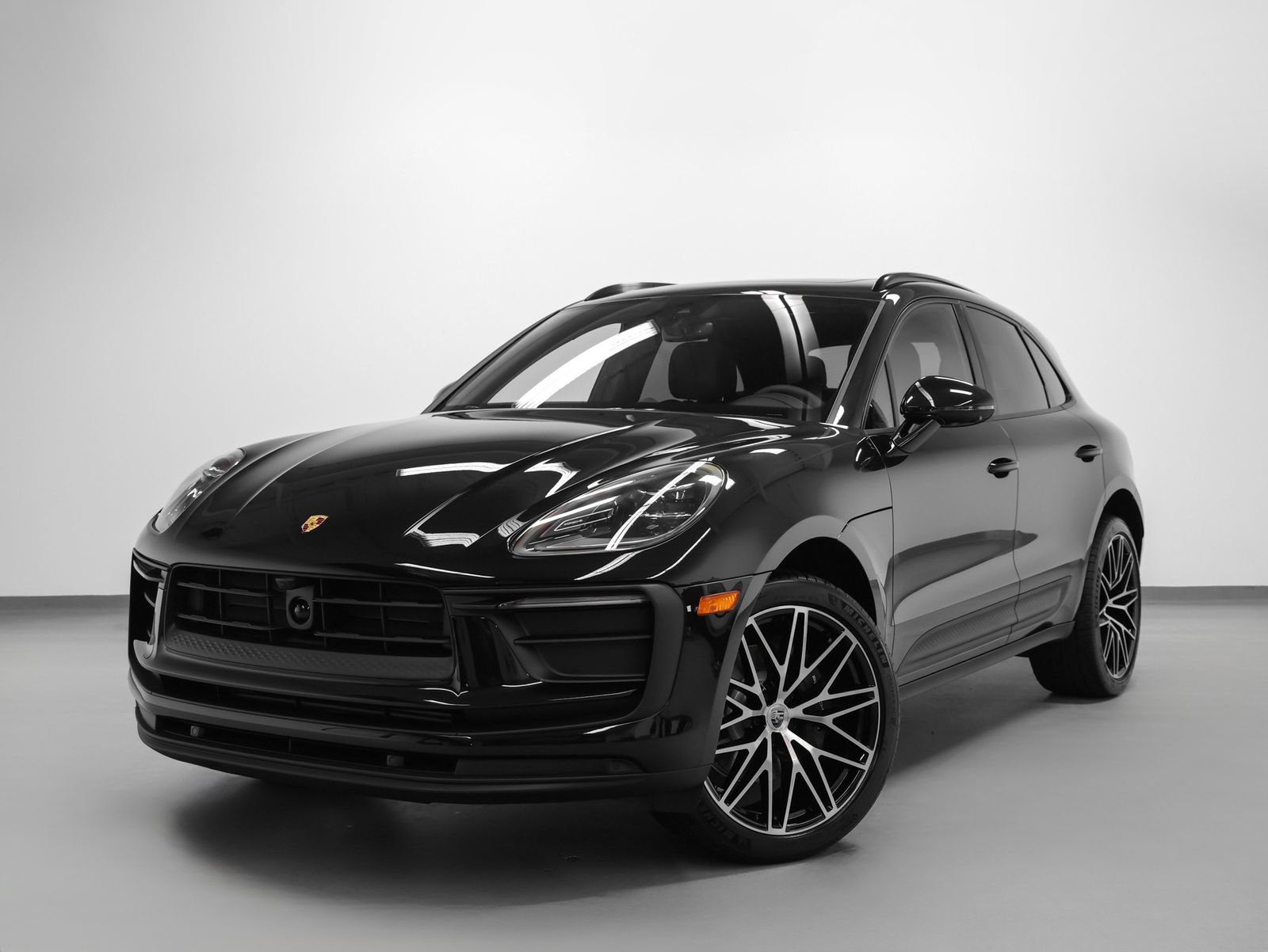 New 2026 Porsche Macan AWD/4WD image 6