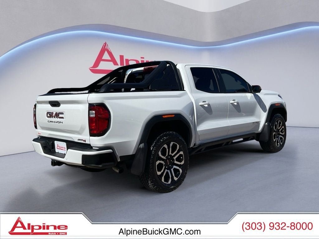 Certified 2025 GMC Canyon AT4 w/ Nightfall Edition AWD/4WD image 5
