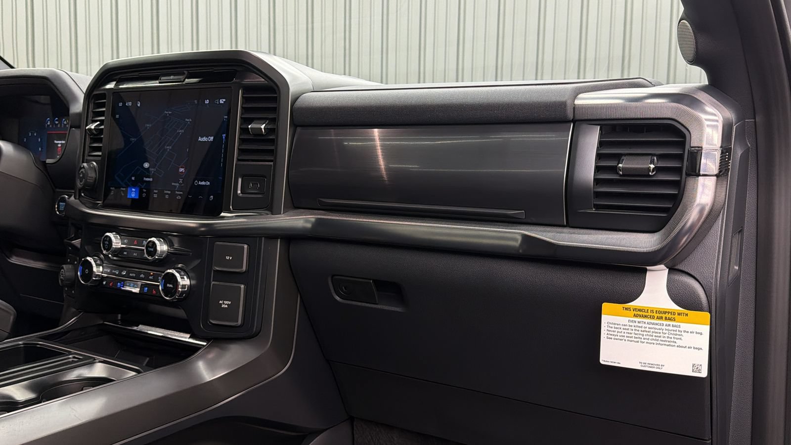 Used 2026 Ford F150 Lariat AWD/4WD image 38